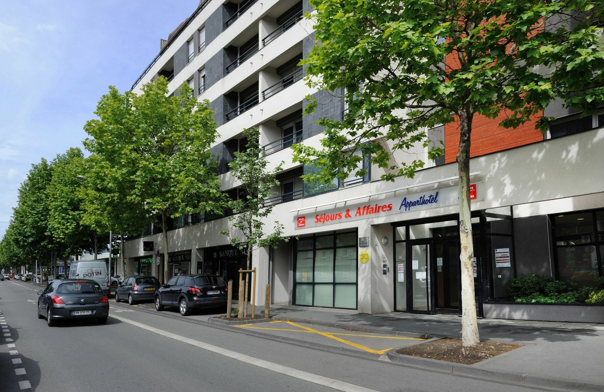 Sejours & Affaires Clermont Ferrand Park Republique Aparthotel Exterior photo